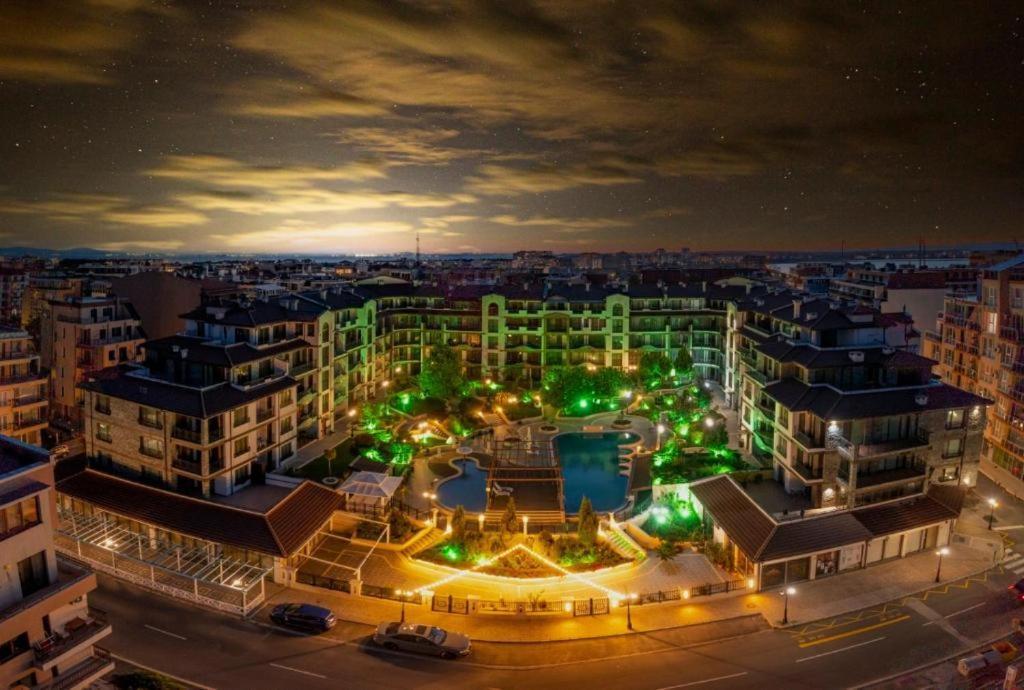 Boutique Rose Gardens Pomorie Aparthotel Exterior photo
